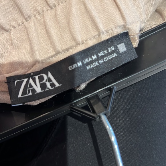 Zara Beige Cuffed Trousers - Picture 2 of 3